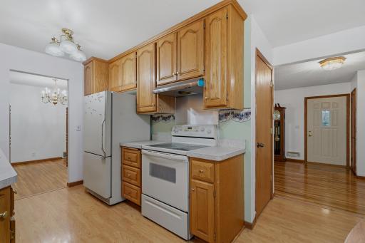11212 Arrowhead Street NW, Minneapolis, MN 55433