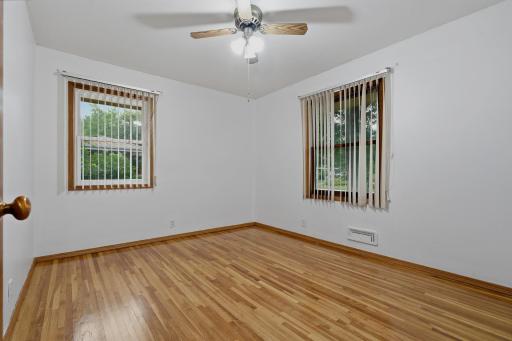11212 Arrowhead Street NW, Minneapolis, MN 55433