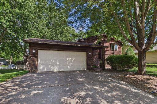 9194 Goldenrod Lane N, Maple Grove, MN 55369