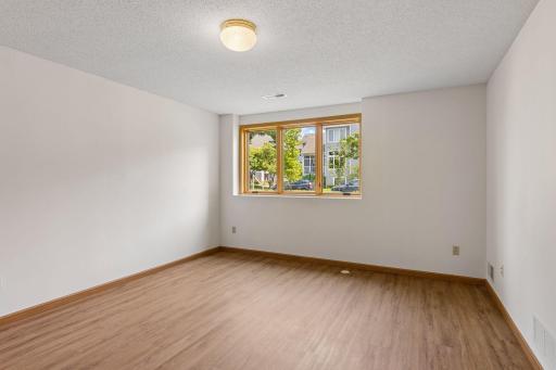 236 6th Street NE, Minneapolis, MN 55413