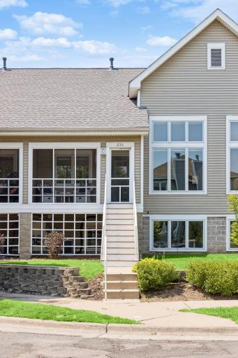 236 6th Street NE, Minneapolis, MN 55413
