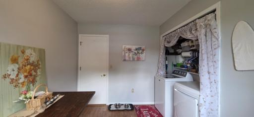 923 7th Avenue NW, Valley City, ND 58072
