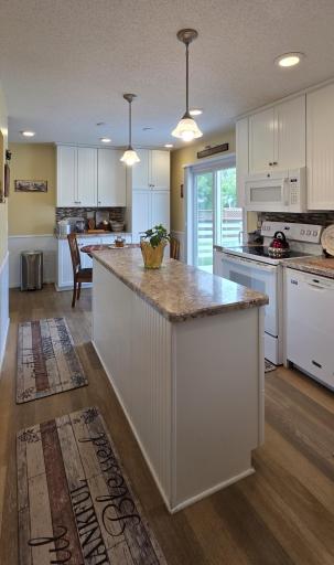 923 7th Avenue NW, Valley City, ND 58072