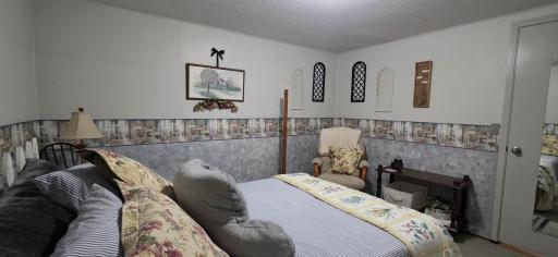 923 7th Avenue NW, Valley City, ND 58072