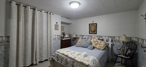 923 7th Avenue NW, Valley City, ND 58072