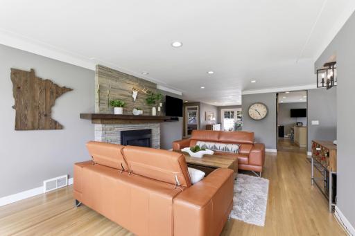 Soft contemporary feel in a cozy atmosphere