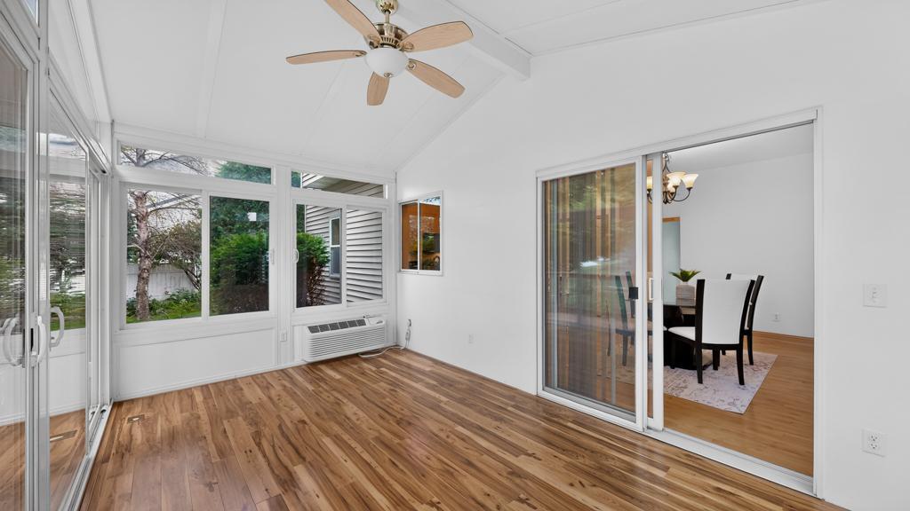 Four season sunroom
