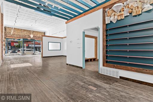 251 S Knowles Ave, New Richmond, WI-12.jpg