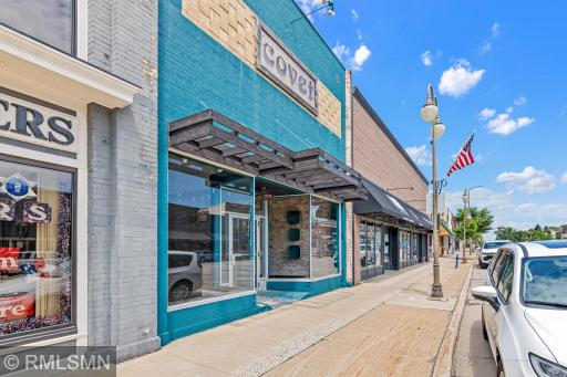 251 S Knowles Ave, New Richmond, WI-26.jpg