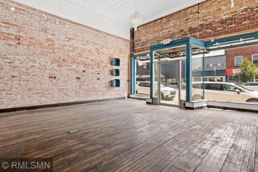 251 S Knowles Ave, New Richmond, WI-4.jpg