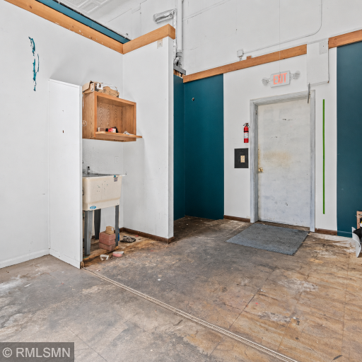 251 S Knowles Ave, New Richmond, WI-16.png