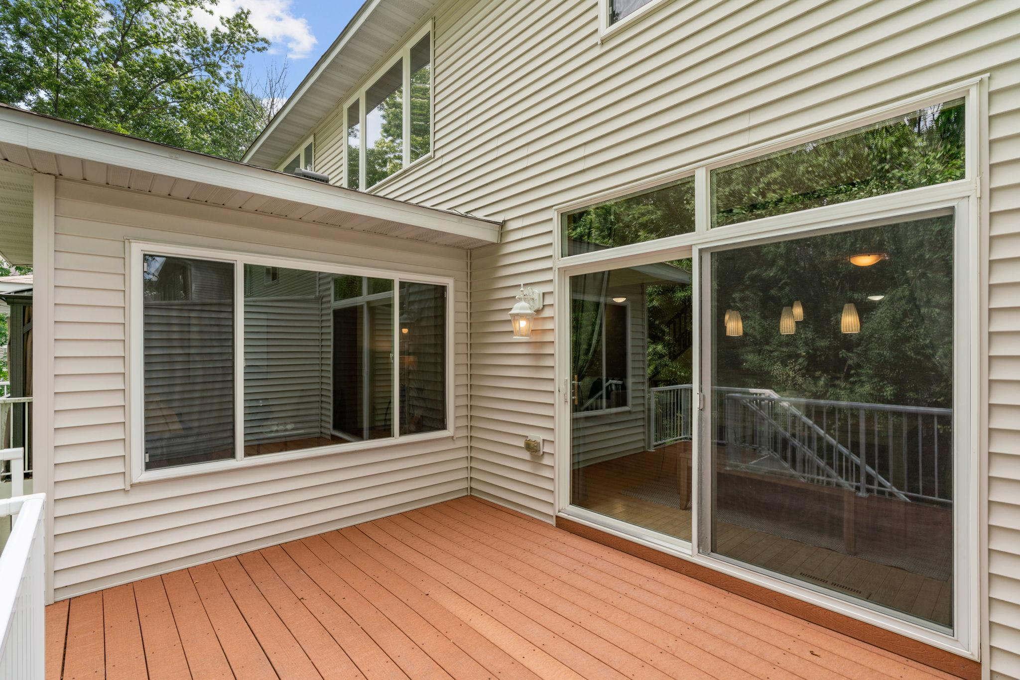 large back deck facing nature