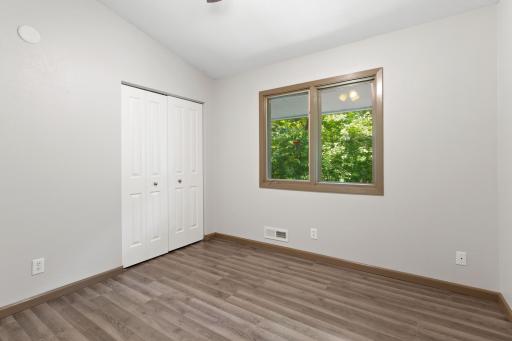 58 Walden Street, Burnsville, MN 55337