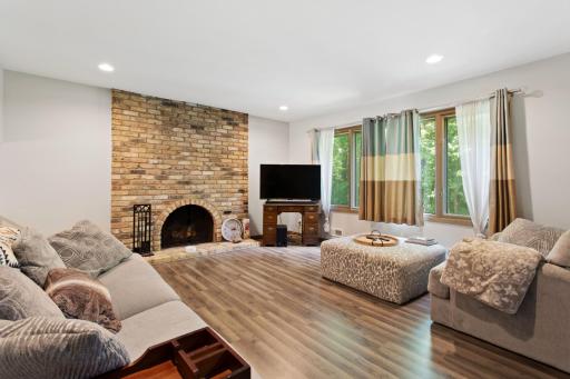 58 Walden Street, Burnsville, MN 55337