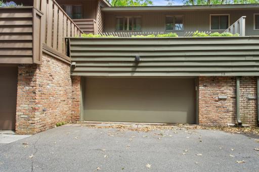 58 Walden Street, Burnsville, MN 55337