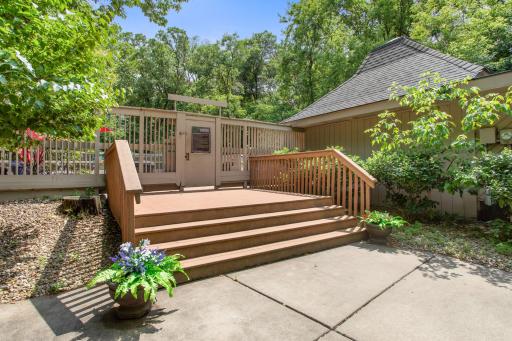 58 Walden Street, Burnsville, MN 55337