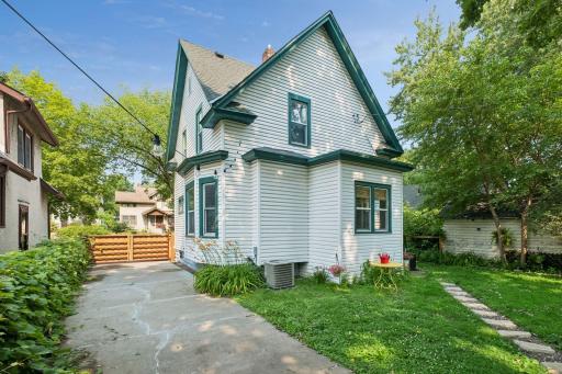 3029 43rd Avenue S, Minneapolis, MN 55406