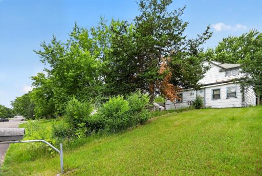 709 9th Street NE, Little Falls, MN 56345