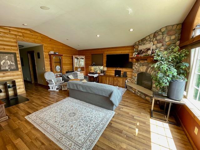 Above Garage Living Rm