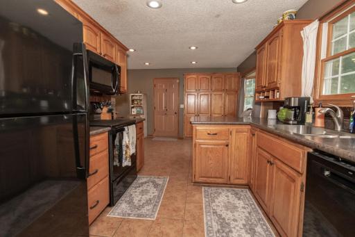 225 Country Club Drive, Lewiston, MN 55952