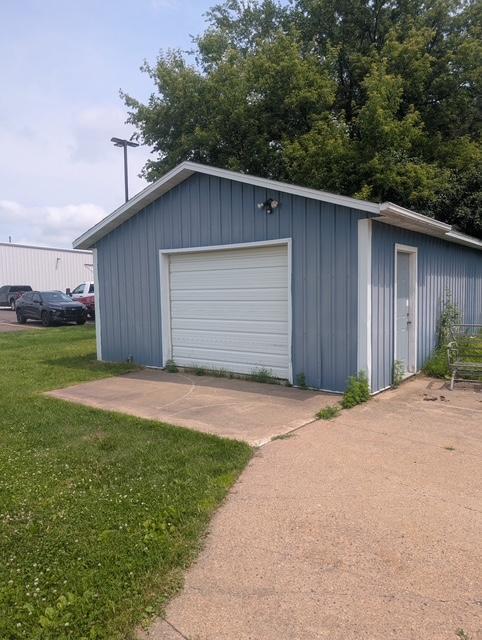 560 State Rd 46