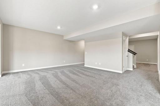 1497 Summit Court, Stillwater, MN 55082