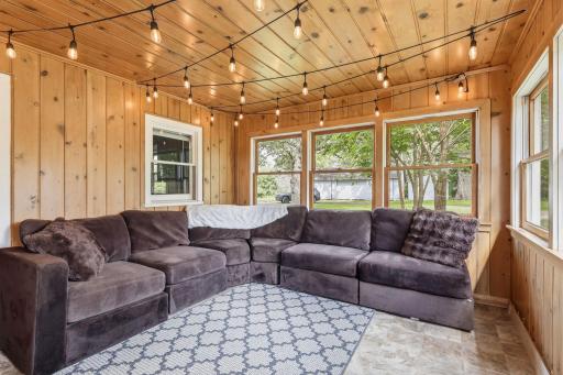 3623 197th Avenue NW, Oak Grove, MN 55303