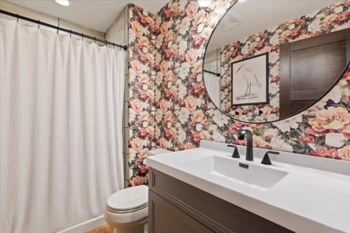 Full Bath - Upper Level