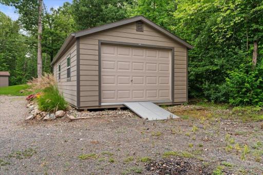 Heated & Cooled 16x32 Garage / Workshop