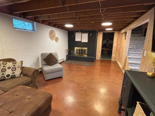 817 Alice Drive, Thief River Falls, MN 56701