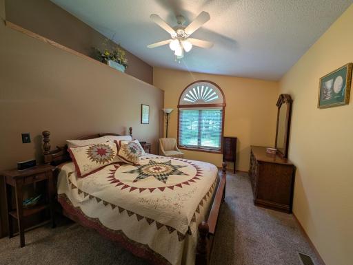 6821 Mesabi Court NW, Rochester, MN 55901