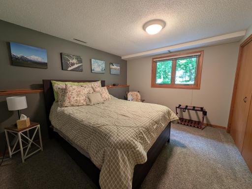 6821 Mesabi Court NW, Rochester, MN 55901