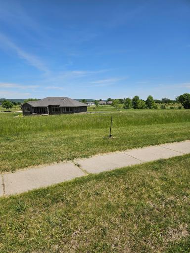141 Hillwood Drive, Lake City, MN 55041