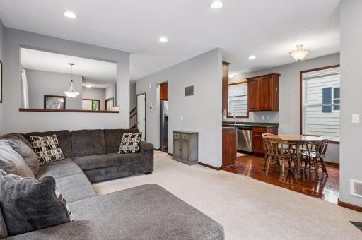 11207 Beechwood Lane, Woodbury, MN 55129