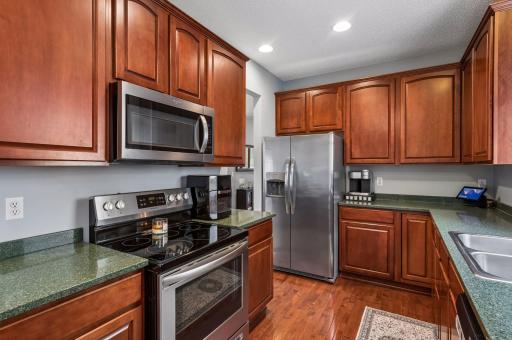 11207 Beechwood Lane, Woodbury, MN 55129