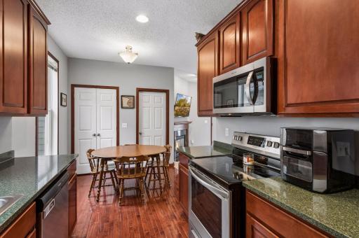 11207 Beechwood Lane, Woodbury, MN 55129