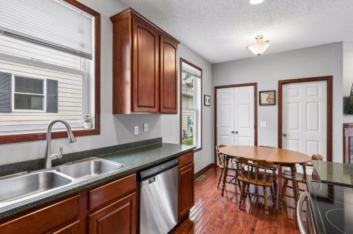 11207 Beechwood Lane, Woodbury, MN 55129