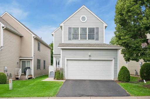 11207 Beechwood Lane, Woodbury, MN 55129