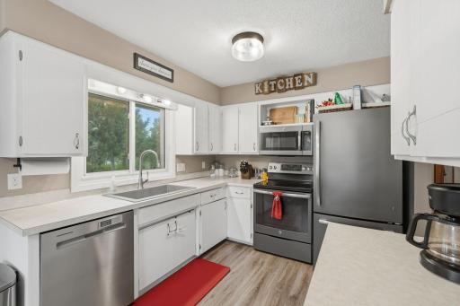 1407 Meadowlark Lane, New Richmond, WI 54017