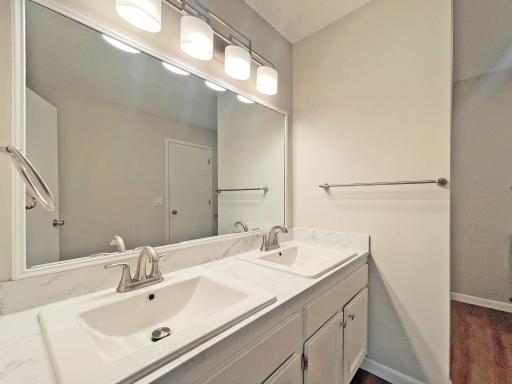 7887 Grinnell Way, Lakeville, MN 55044