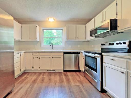 7887 Grinnell Way, Lakeville, MN 55044