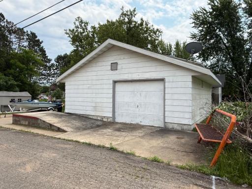 410 W 2nd Avenue, Keewatin, MN 55753
