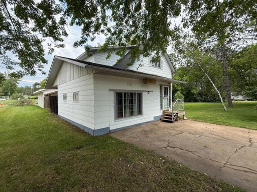 410 W 2nd Avenue, Keewatin, MN 55753