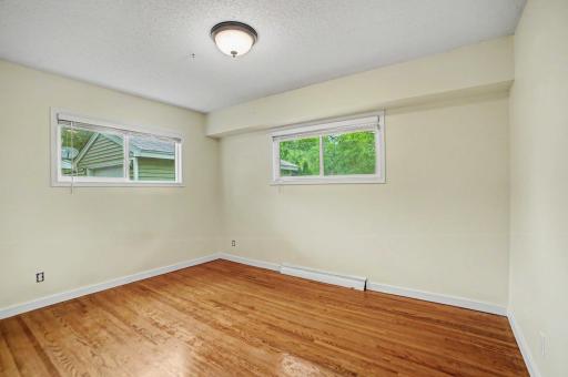 3674 Mcknight Road N, Saint Paul, MN 55110