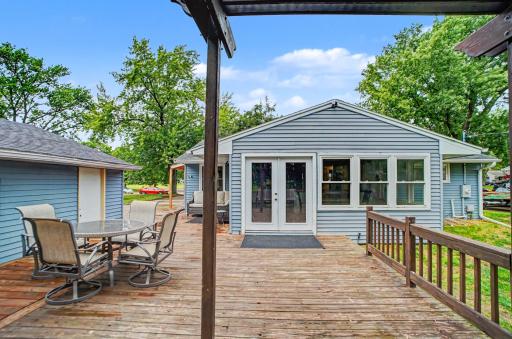 3674 Mcknight Road N, Saint Paul, MN 55110