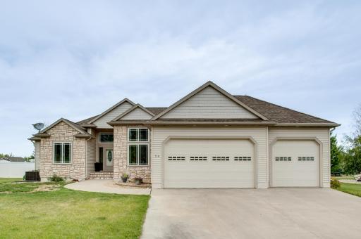 718 N Sedona Drive, West Fargo, ND 58078