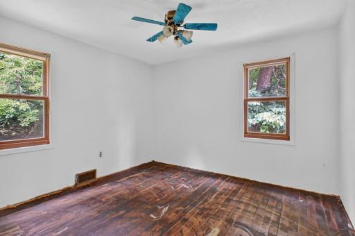 1405 S Darling Drive NW, Alexandria, MN 56308