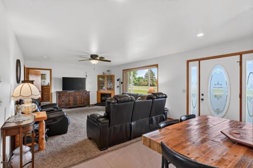 14790 Garden Loop, Osakis, MN 56360
