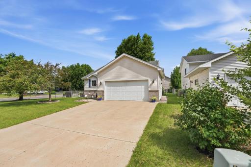 335 Pheasant Drive, Sartell, MN 56377