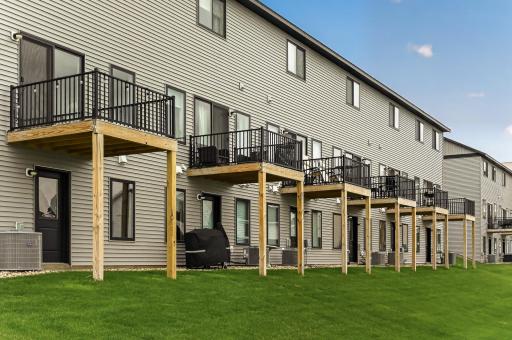 5205 Harvest Square Place NW, Rochester, MN 55901